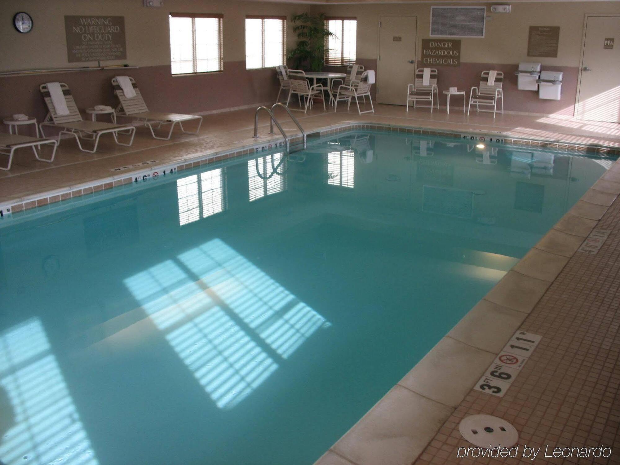 Candlewood Suites Fort Wayne - Nw By Ihg Ngoại thất bức ảnh