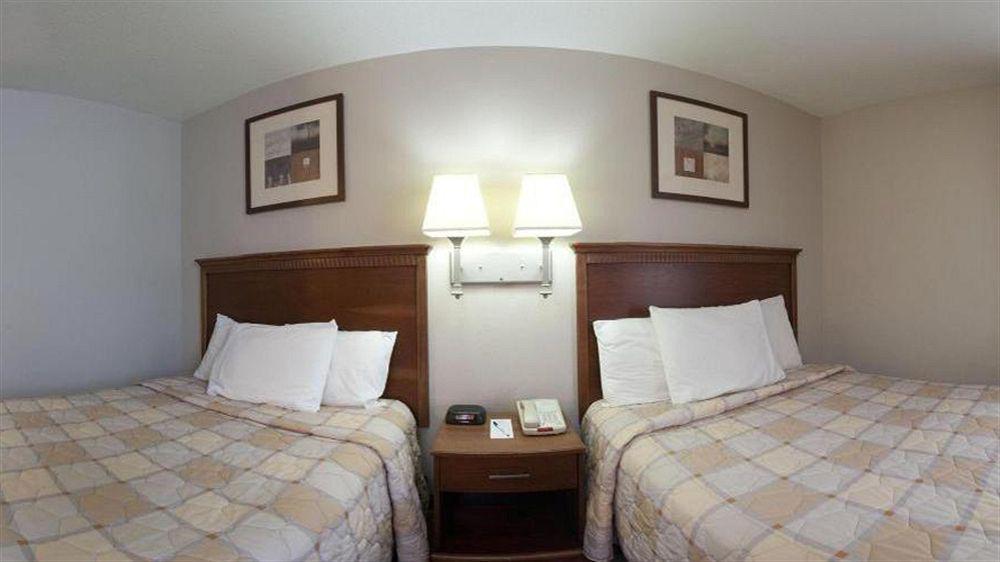 Candlewood Suites Fort Wayne - Nw By Ihg Ngoại thất bức ảnh